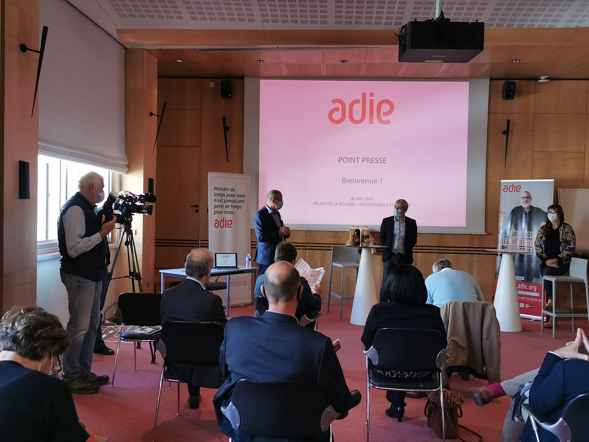 ToureChristelle's tweet photo. L'#entrepreneuriat plus fort que la #crise ! #EnDirect #conférence presse. L'@Adieorg #MARSEILLE &amp; ses partenaires soutiennent la reprise des petits #entrepreneurs locaux en activité et les projets, plus nombreux que jamais, de tous ceux qui veulent se lancer aujourd'hui en #PACA https://t.co/DBgdlebeW8