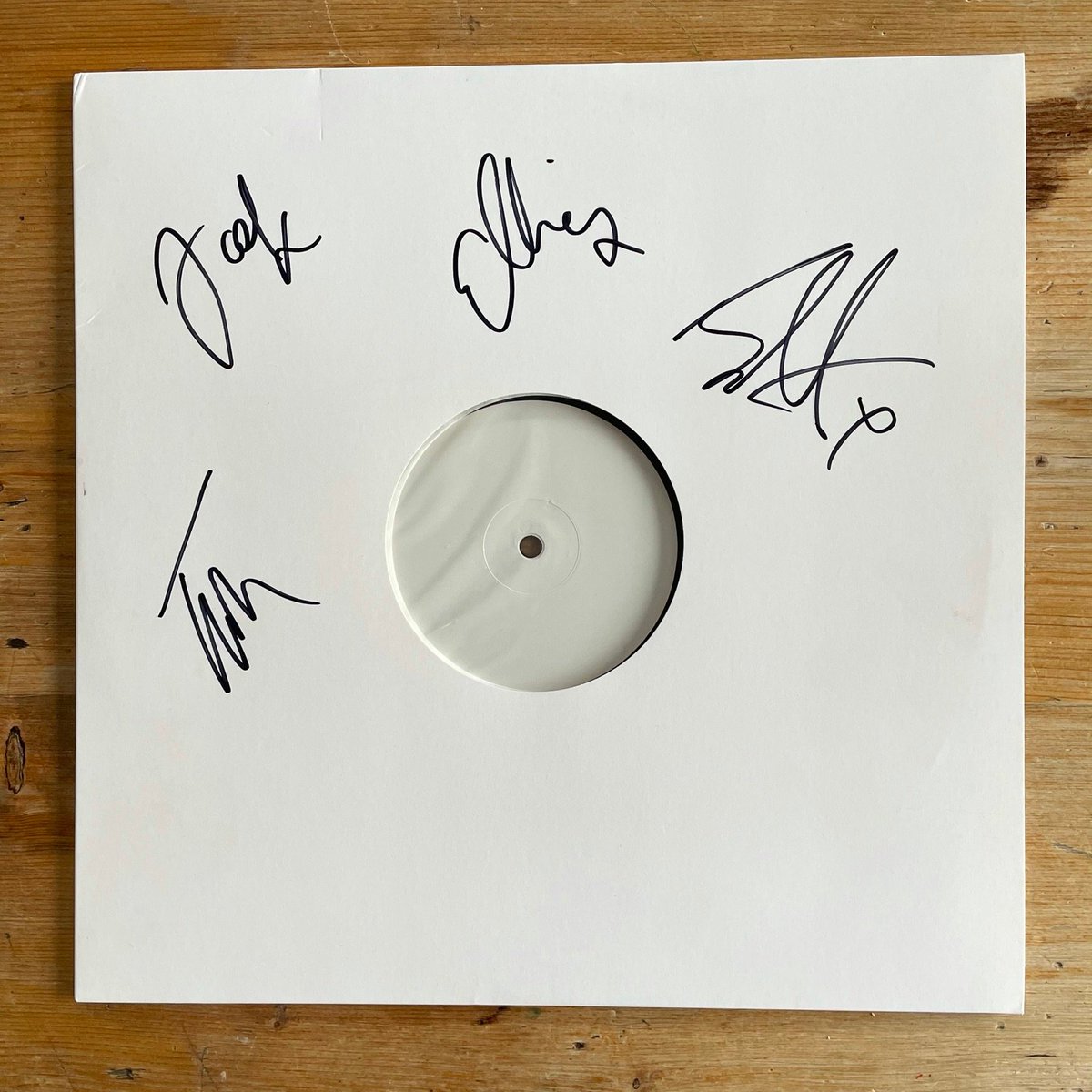 We have a signed <a href="/wolfalicemusic/">Wolf Alice</a> test pressing to giveaway!

Either order their new album 'Blue Weekend' from us here: 
actionrecords.co.uk/shop/search.ht…

OR

Follow us and retweet this tweet to be entered. UK only.

#WolfAlice #BlueWeekend