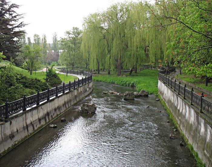 HotelLeopol's tweet photo. Река Салгир в Крыму

Нельзя сказать, что Салгир – полностью изученная река, лишенная уже загадок для исследователей. Как у многих рек Крыма, у нее сложно определить протяженность, даже место, где он начинается, вызывает сомнения.

Длина определяется в… https://t.co/BV5jyY3gI0 https://t.co/2EAN2irQ8Q
