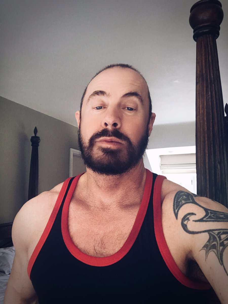 I do sometimes wear clothes