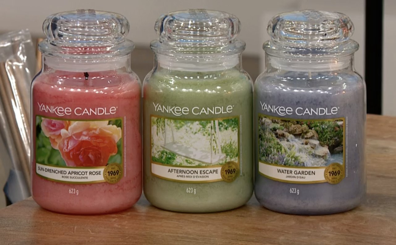 Yankee Candle Cait on Twitter "Guess who's back qvcuk today🤩 I'll be popping up in the 1pm