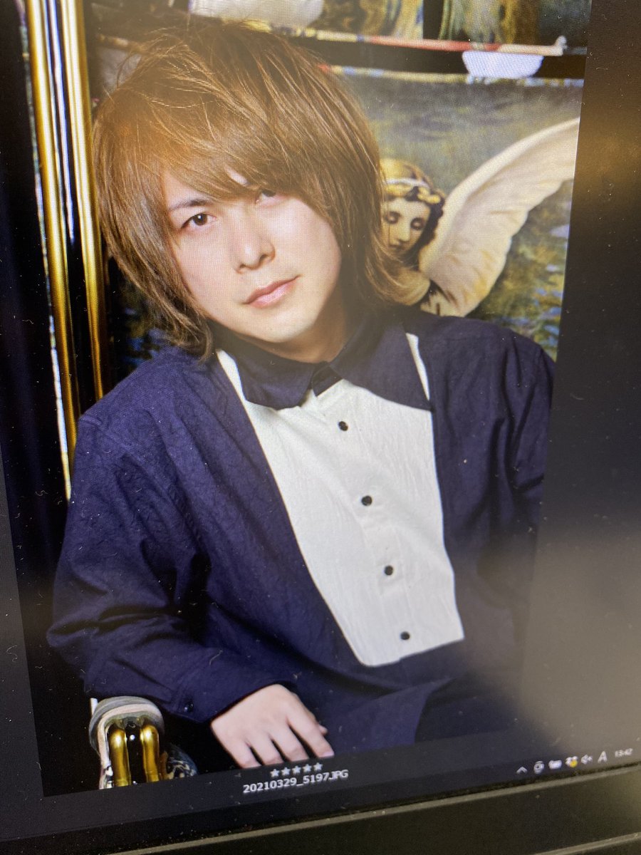 石井由多加 これが 数時間後 こうなって 一夜明けて こうなる 人生ってのは一夜にして いや 数時間にして大きく何かが変わるものだ 人生まだまだ 何が起こるか分からない 楽しく希望を捨てず 生きて行こう