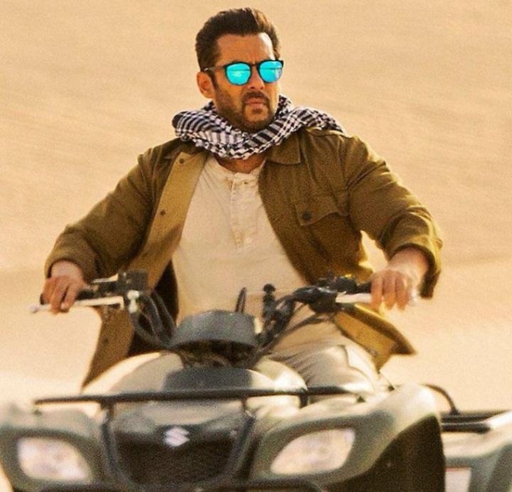 i_yogesh22's tweet photo. So Tiger Zinda Hai Is TRENDING! 

It's Been 1245 Days Since a Bollywood Film Sold 3 Crore+ Tickets On The Indian Boxoffice, Last Movie To Sell 3 Crore Tickets In India Was #TigerZindaHai Starring India's Biggest Megastar #SalmanKhan! https://t.co/lVF7flarTU
