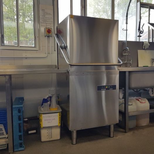 Recent Dishwasher replacement for one of our clients in the capital, completed by our Technical Services Team, Great work @wvhowe #creativecatering #technicalservices #replacement #dishwasherinstallation