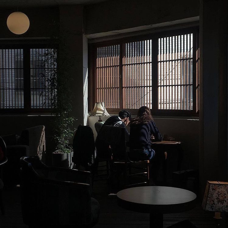 kaitlynscafe's tweet image. can we go get coffee and talk till it’s dark outside