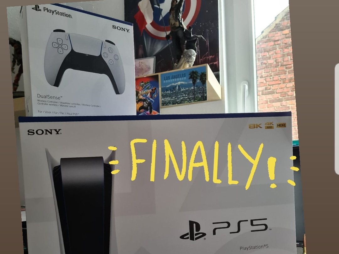 Lange gewartet.  Endlich ist sie da.. war einer von den erstbestellern... 

twitch.tv/sgt_waschbaer.  #followme

#twitchde #supportsmallstreamers #livestream #gaming #PlayStation5 #PS5