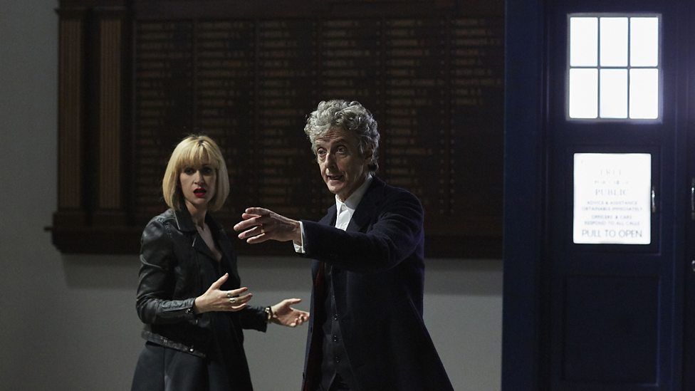 BBCStudiosIndia's tweet photo. #DidYouKnow
#PeterCapaldi makes his appearance in the pilot episode of Class fighting off the #Shadowkin. The soldiers of the Shadowkin are similar to #Pyroviles, seen in #DoctorWho: The Fires of Pompeii. Watch #Class now only on @lionsgateplayIN.
#bingewatch #scifi #dramas https://t.co/8e1zaknVyo