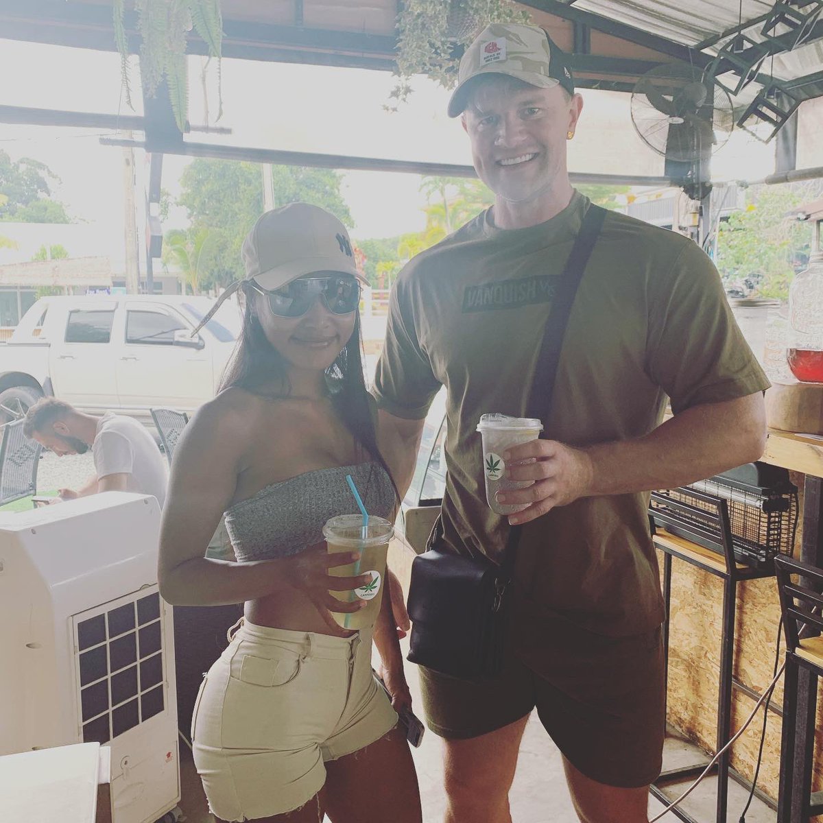 We are the first to introduce CBD Line of drinks to Soi Taed Chalong💎🍃🍹 🥤💪🔥 Giving our lovely customers the upper hand in relaxation and recovery for a happier life style 🤩😎 #phuket #chalong