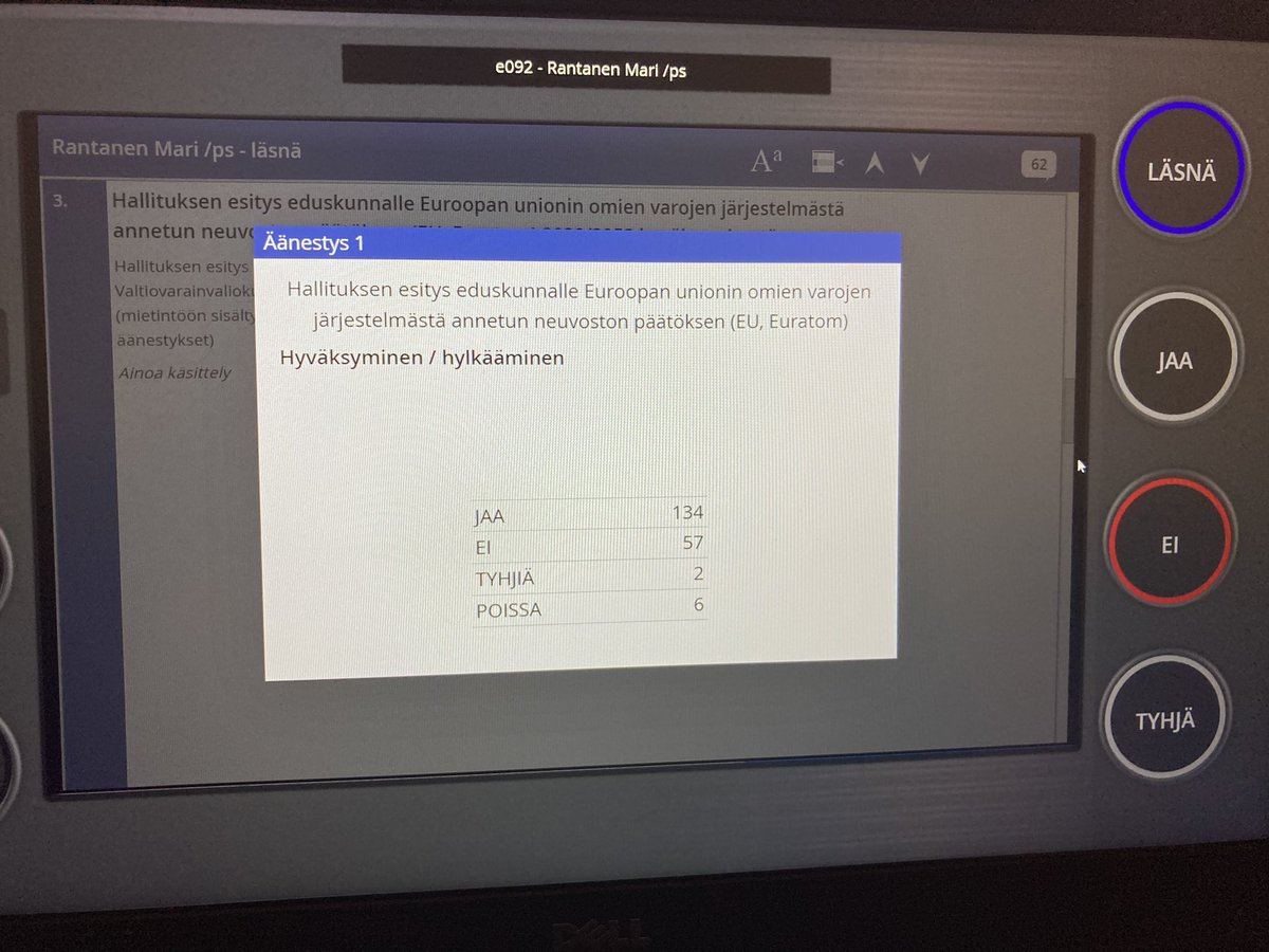 MariPSRantanen's tweet image. Elpymispaketti on hyväksytty. Surun päivä. Mutta osa eduskunnasta nauraa. #eduskunta #elpymispaketti #elpymisrahasto #eu #hyvääyötä