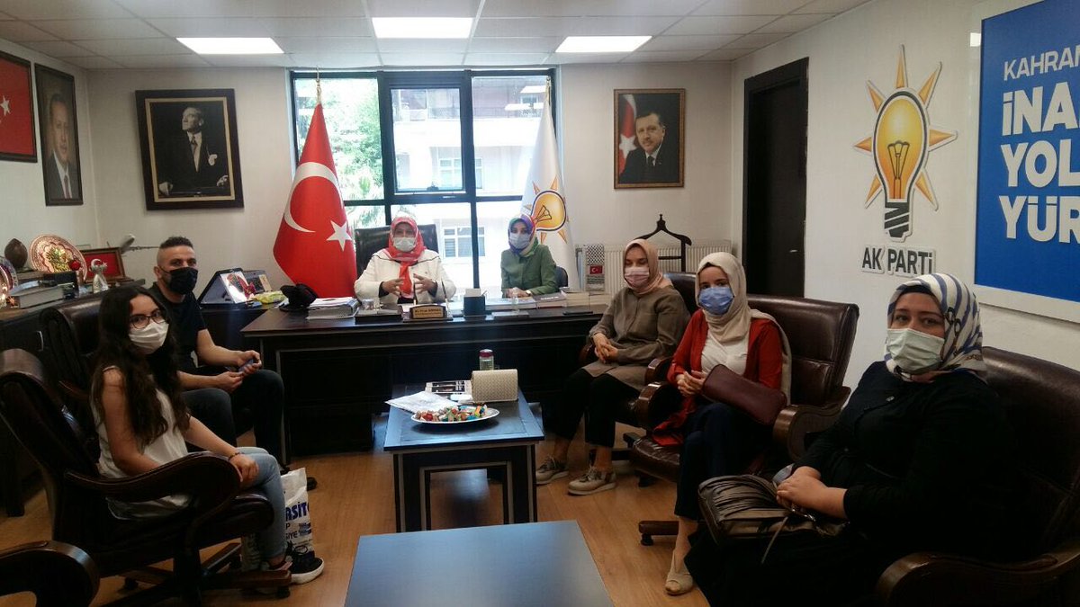 20EkOgrtAtamasi's tweet photo. Kahramanmaraş Milletvekili Milli Eğitim Kültür Gençlik ve Spor Komisyonu üyesi Sayın @habibeocal46 Hanımefendiyle bugün ek 40 bin öğretmen atamasına dair görüşme gerçekleştirdik. Kendisine destekleri için çok teşekkür ederiz.  @ziyaselcuk @ikalin1 
@hasandogan @fahrettinaltun https://t.co/OZ3E09GQEV
