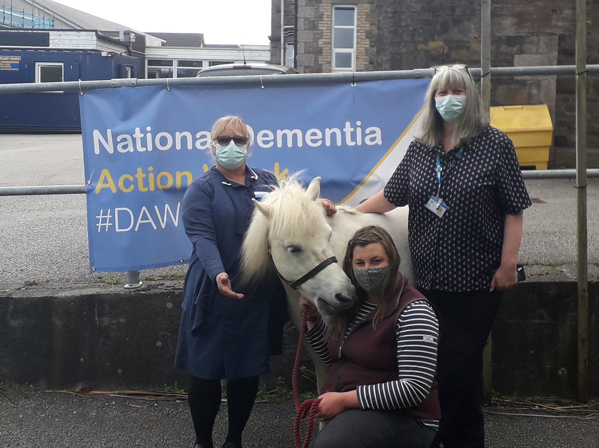 Day 2 of Dementia Awareness Week #DAW2021 Stan came on site today to meet some of our people currently in our Hospital There were tears and laughter all round for people in our care special occasion for all <a href="/gp_kernow/">AllisonHibbert🍊</a> <a href="/anitajc123/">Anita Cornelius</a> @sarahddaniel <a href="/SamanthaChild15/">Samantha Childs</a> <a href="/jodie02/">jodie ley</a> <a href="/kimvon_o/">Kim O'Keeffe - BEM</a>