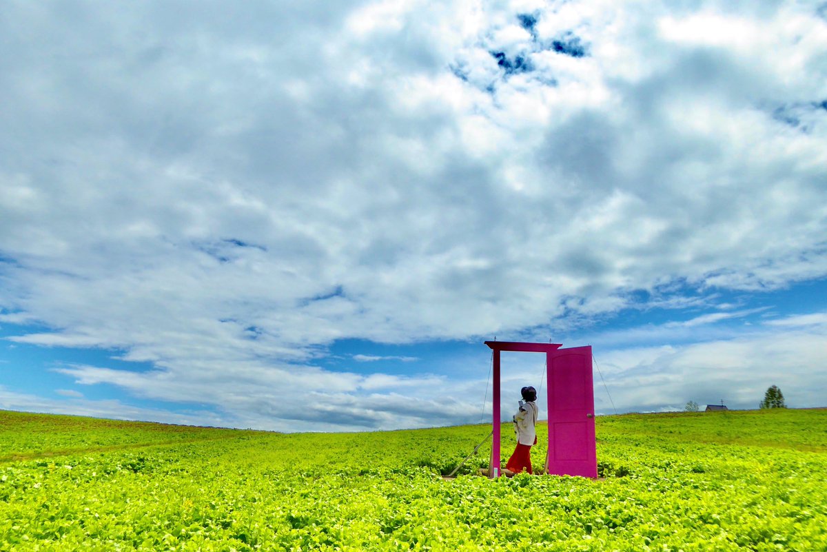 テン やくらいガーデン ふるるの丘 菜の花畑に可愛いドアが出来ました 未来の世界に行けるかな 菜の花も順調に育っていて 今月末には見頃を迎えそうです T Co Pfdihjrgtf T Co Jg5m5mwy7f Twitter
