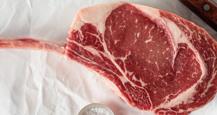 stourvalleygame's tweet photo. Back in stock from tomorrow 1kg+ Tomahawk steaks just £15 each WIGIG
Open 9am to 5pm 
#shoplocal #shopatthevalley 
#StayLoyaltoLocal https://t.co/vvbonvioMk