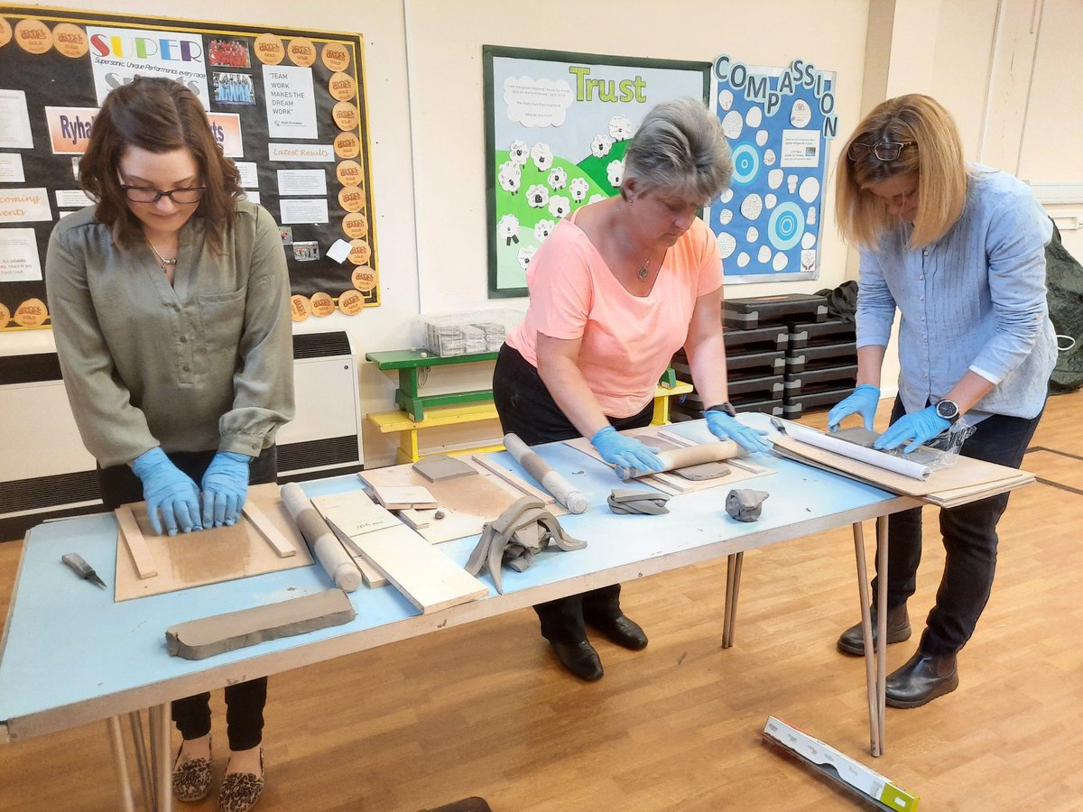 Ryhall CE Academy staff enjoying some clay preparations ready for a very exciting project next week...watch this space!  @MightyCreatives <a href="/Artsmarkaward/">Artsmark</a> @