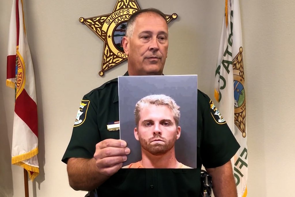 RossCreations tweet media