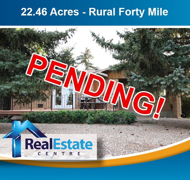 🥰🥰 PENDING!! 🥰🥰
Listing courtesy of REAL ESTATE CENTRE - Taber
George Janzen - 403.634.2027
george@realestatecentre.ca

👇 For similar listings, please visit 👇
taberrealestatecentre.com