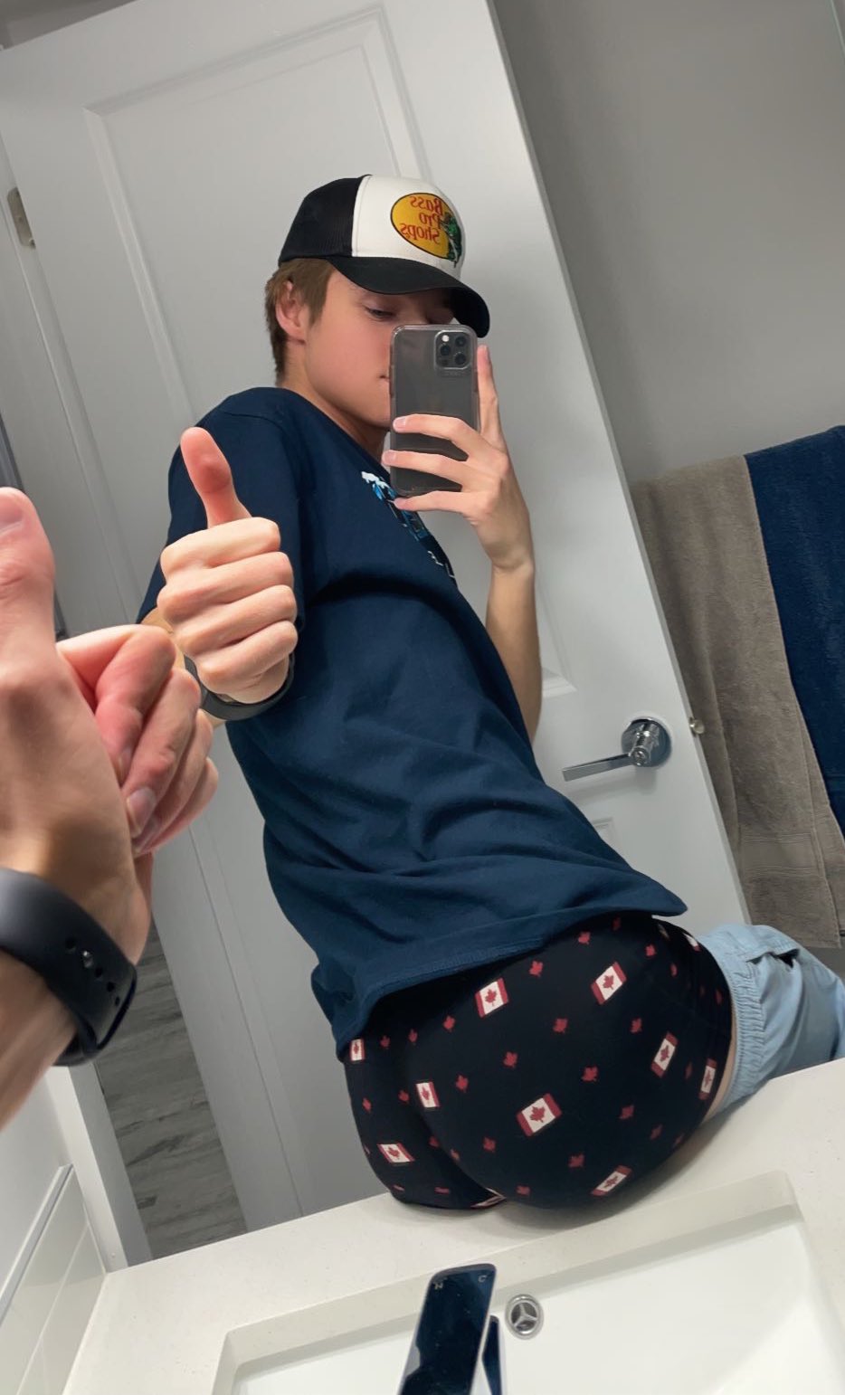 Ansel on Twitter: "Canadian, eh? 🇨🇦 https://t.co/8Fpqo4jbiE" / Twitter