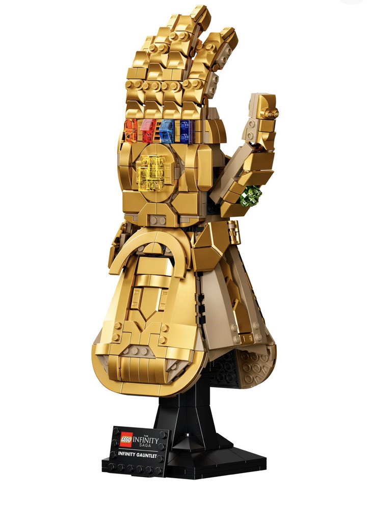 CineversoASN's tweet image. LEGO acaba de presentar el Guantelete del infinito de Thanos de 590 piezas...

Si llegamos a 10k seguidores antes de que acabe el mes de mayo, lo sorteamos entre todas las personas que den RT a este Tweet. #Marvel