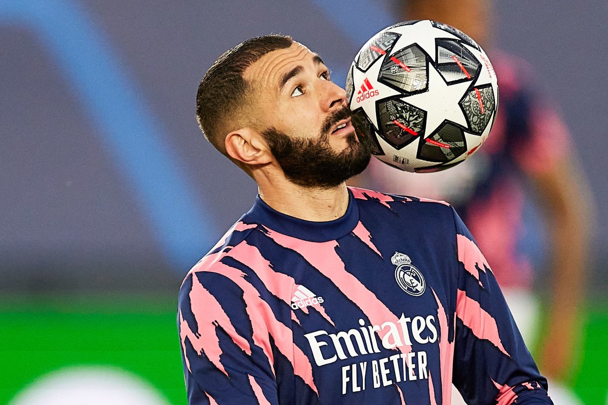 ActuFoot_'s tweet image. 🔴 Ce sont des cadres de l'équipe de France qui ont milité ces dernières semaines auprès de Didier Deschamps pour qu'il rappelle Karim Benzema. 

(@FabriceHawkins)