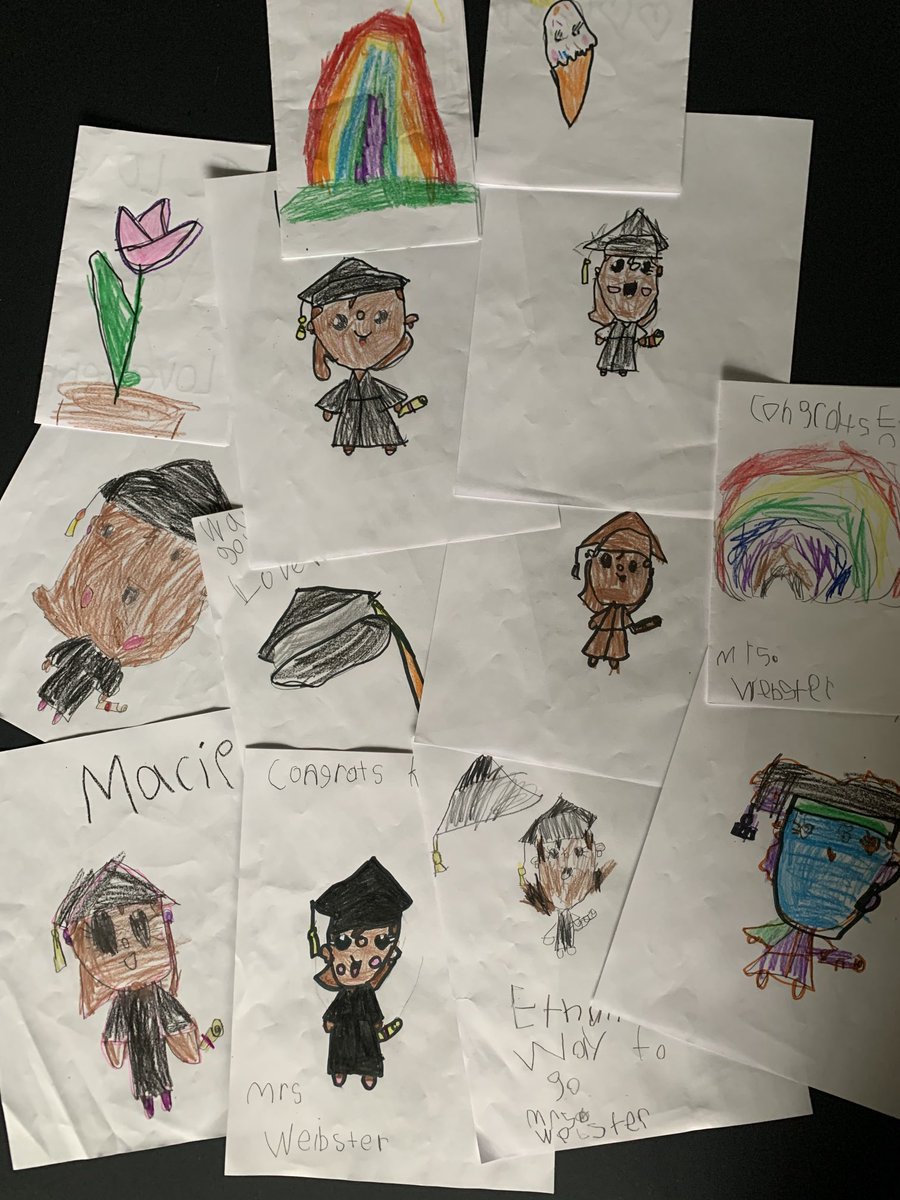 💐Thank you ⁦⁦<a href="/kindercallie/">Callie Threadgill</a>⁩ and students for the lovey assortment of congratulatory drawings and cards that adorned my desk when I returned from my DBU graduation.🥰 🎓⁦<a href="/JRIrvin_Elem/">JR Irvin Elementary</a>⁩ #MISDproud #irvinincredibles