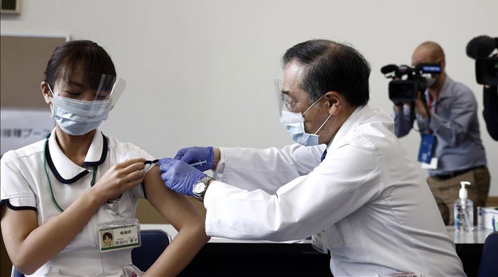 Вакцины японии. Прививки в Японии. Пероральные вакцины в Японии. Вакцинация в Японии одежда. Смерть, связанная с вакцинацией.