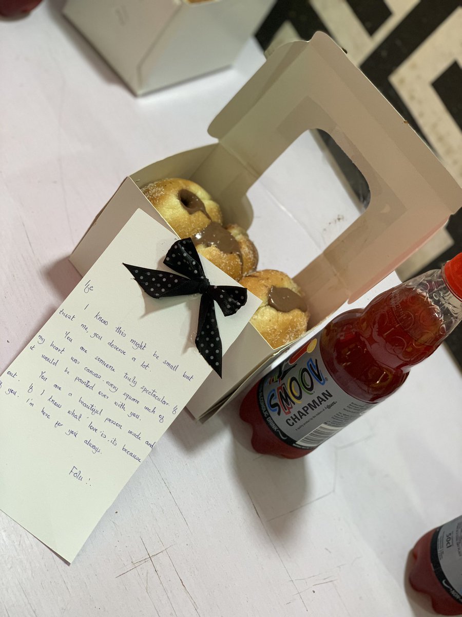CherryBakery2's tweet photo. Doughnuts with a love note attached😍😍 https://t.co/0SH7l1WleH
