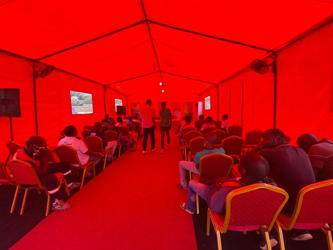 FITSenegal's tweet photo. salon de présentation des business plans (en B2B) animé par l' @Adepme .
@UEauSenegal @ANPEJ_Emploi @fondsfpt @BMNSenegal @AFD_France #Luxdev #Acefop @pacera @Gret_ONG #Acrasenegal #Mefpai #tekkifii #Senegal https://t.co/VPbyXrZyFu