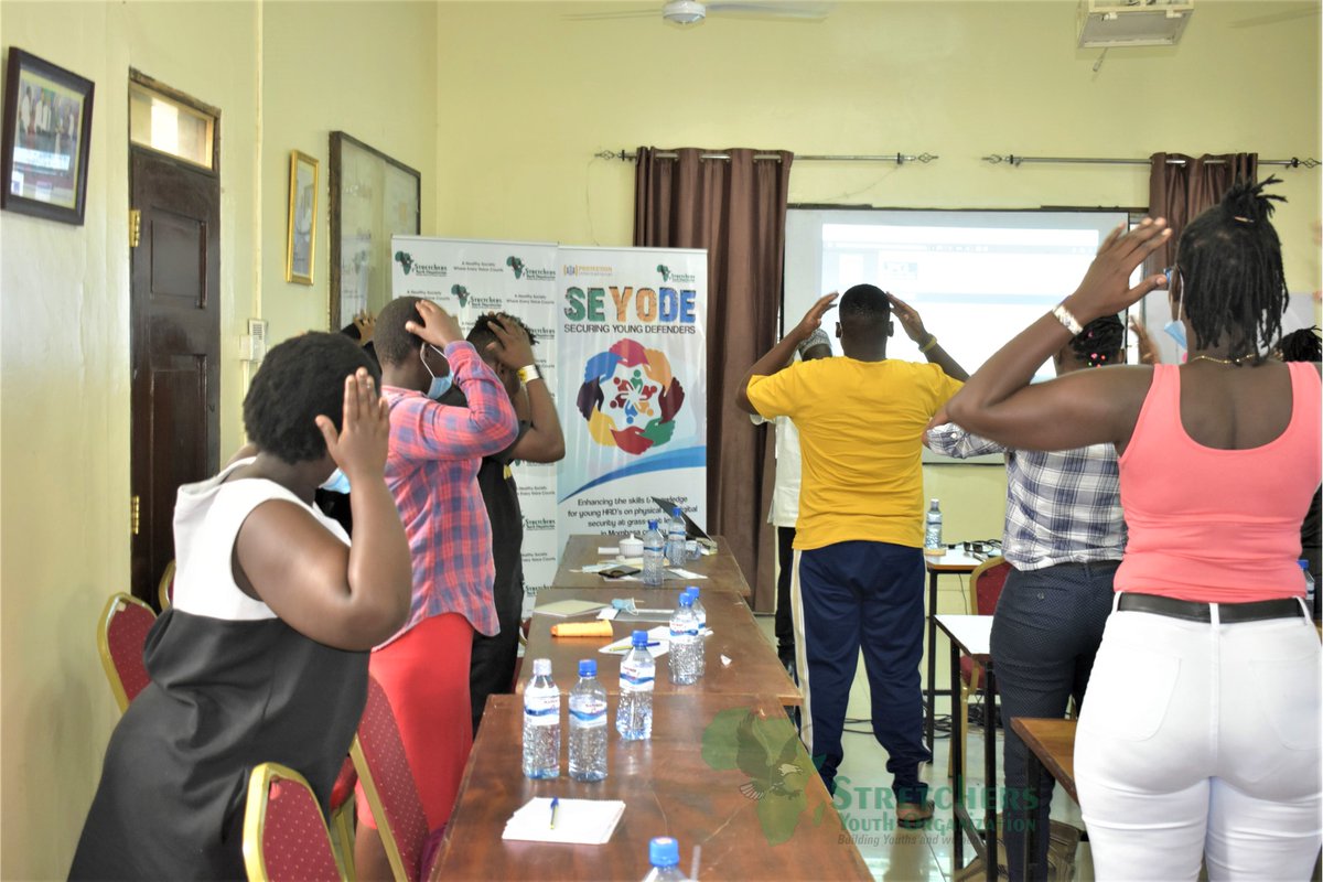 StretchersYouth's tweet photo. #SEYODE #SYOatTEN
This afternoon the #HRDs were taken through primary tools on how to record and analyses information, present findings of monitoring and fact-finding activities, express concern about human rights violations, how to engage and advocate with authorities. https://t.co/sGWEf6PuBF