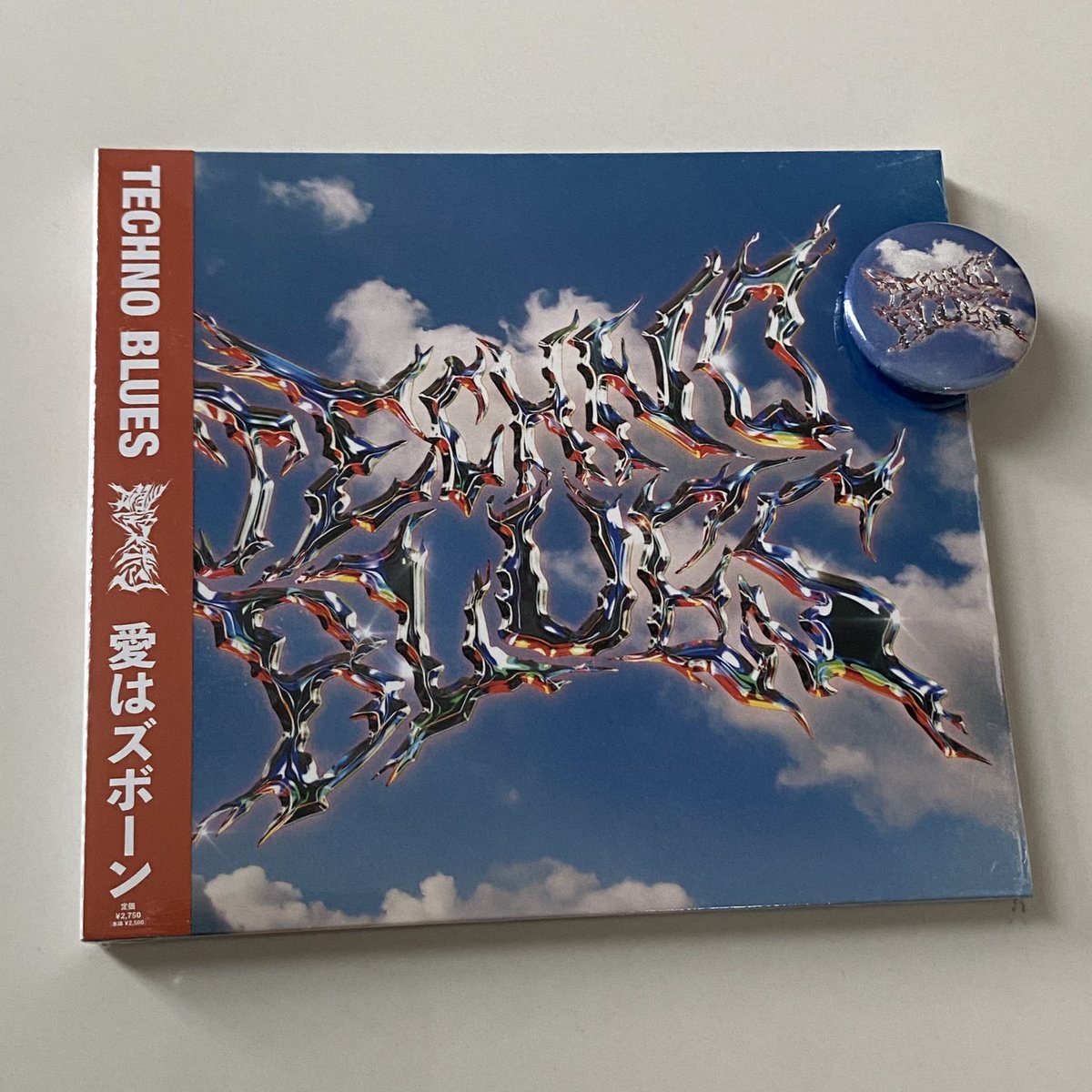 mokutekimonaku's tweet image. 届きました😆
明日から通勤これで🚗
 #TECHNOBLUES
#愛はズボーン
#フラゲ