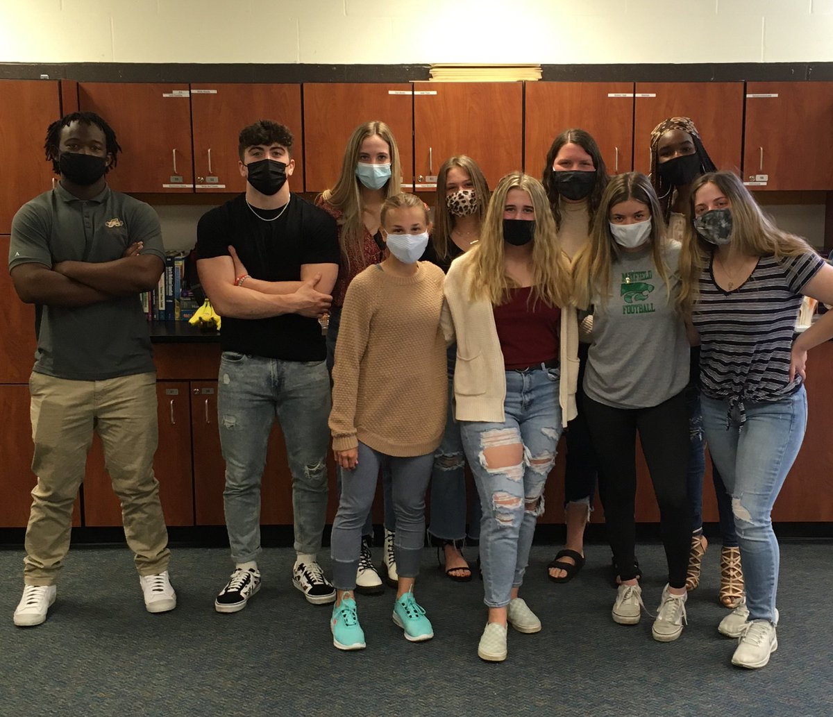 Congrats to our ESSR Juniors inducted into the NTHS!