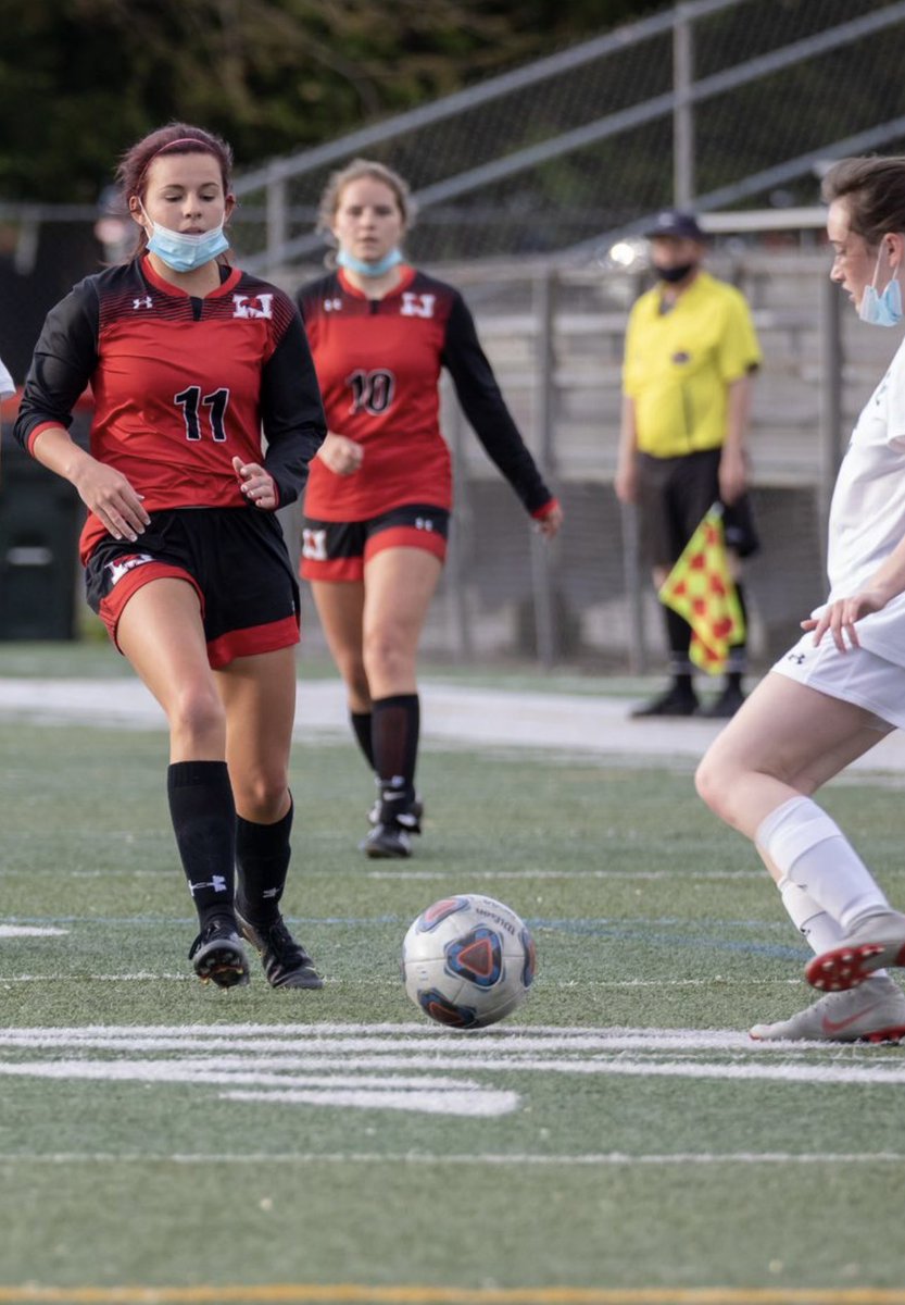 rog905's tweet image. Congrats to our @interfcchicago #redhawkunited , Ciara Bridges, who was among the honorees on this night- Marist Senior Night 2021! What a Goldilocks of a night for an cruising’ 7-1 victory vs Providence Catholic. Sky’s the limit Ciara!