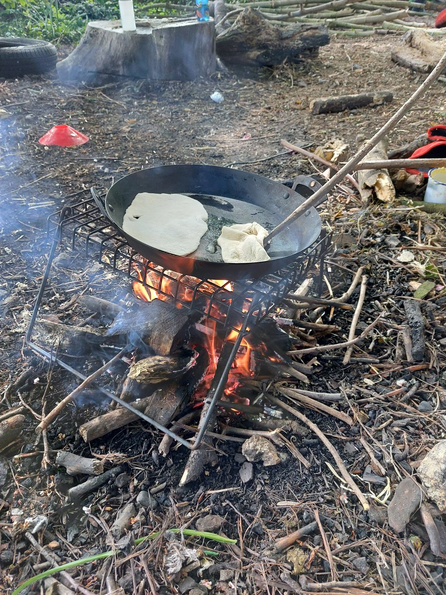 Making Chapati in forest school...how we roll in Year 1🔥@stpeters2_8 #forestschools #outdoorclassroom #livingourbestlives