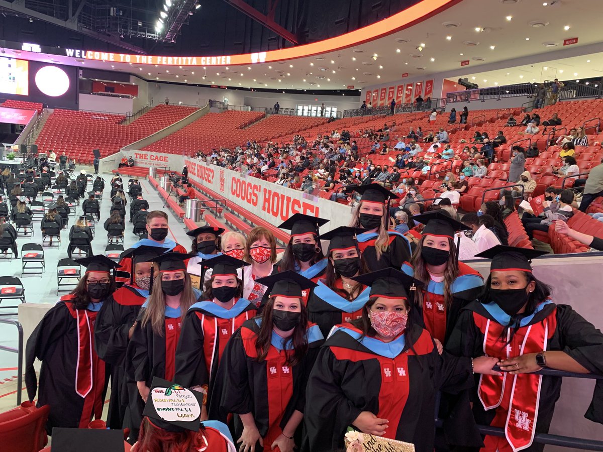 CFISD/UH cohorts graduating today! Masters and doctoral! Congratulations, COOGS!#coogleaders #CFISDlead ⁦@DrGlendaHorner⁩ ⁦@11greenwave⁩ ⁦@SuptMarkHenry⁩