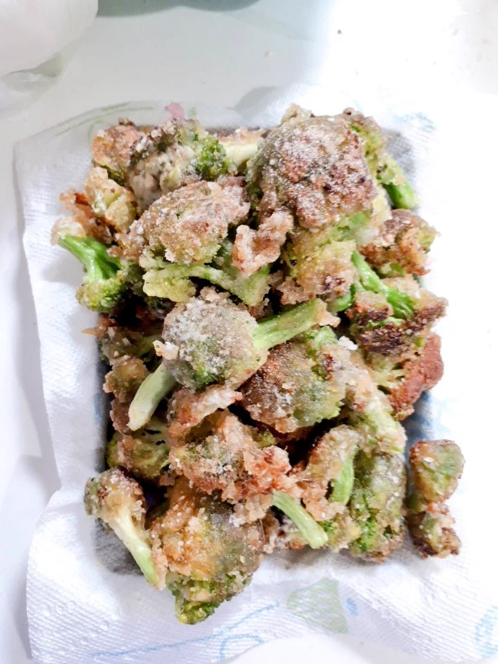 リュウジ先生ー！
毎日拝見してます！
今日ブロッコリー唐揚げを作りました！
少し失敗しました
少し焦げちゃいました！
今度はもっと上手く作れるようにしたいです！  