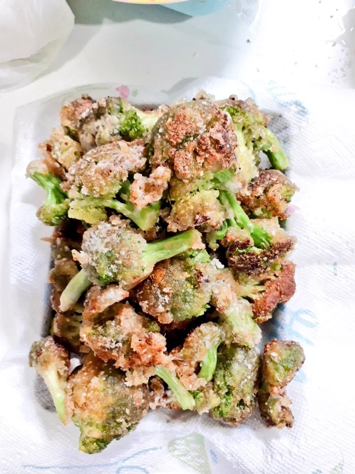 リュウジ先生ー！
毎日拝見してます！
今日ブロッコリー唐揚げを作りました！
少し失敗しました
少し焦げちゃいました！
今度はもっと上手く作れるようにしたいです！  