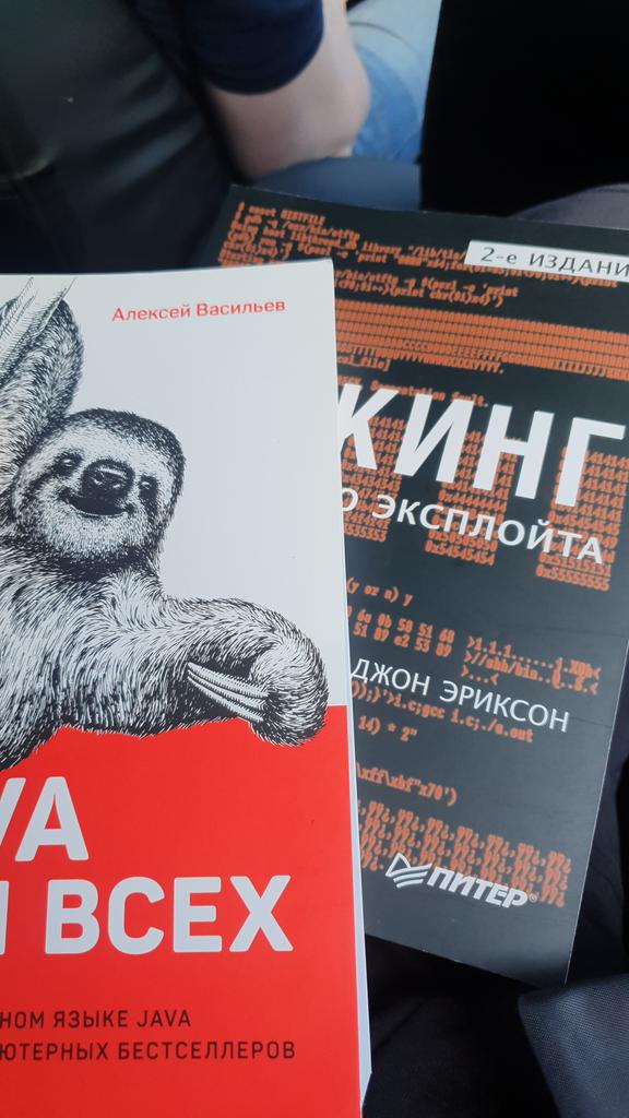 nut4k1's tweet photo. душнить надо в правильных местах. на свидании человек закатит глаза и уйдет, а на конфе похвалят и книжечку подарят https://t.co/JzBNFAyZbv
