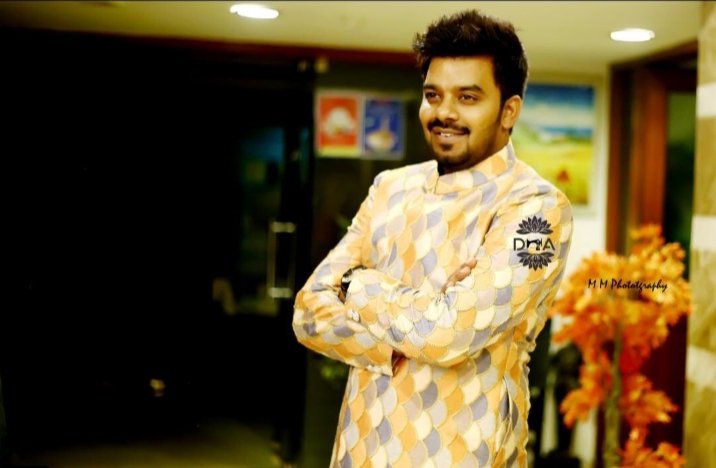 Pratyus41004331's tweet photo. #HBDSudigaliSudheer anna advance happy birthday https://t.co/kWs645ZQ9X