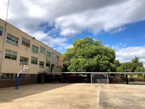 aFFaC (@affac_cat) on Twitter photo 🔎 NOTÍCIA | L’aFFaC exigeix que s’aturi el tancament d’una línia pública a l'<a href="/EscolaNadal/">Escola Nadal</a> de Sant Feliu de Llobregat.
🏫 Demanem que s’aprofiti la sobreoferta de places per reduir la concentració educativa al municipi.
T'ho expliquem aquí ➡ affac.cat/laffac-exigeix… 🔎 NOTÍCIA | L’aFFaC exigeix que s’aturi el tancament d’una línia pública a l'<a href="/EscolaNadal/">Escola Nadal</a> de Sant Feliu de Llobregat.
🏫 Demanem que s’aprofiti la sobreoferta de places per reduir la concentració educativa al municipi.
T'ho expliquem aquí ➡ affac.cat/laffac-exigeix…