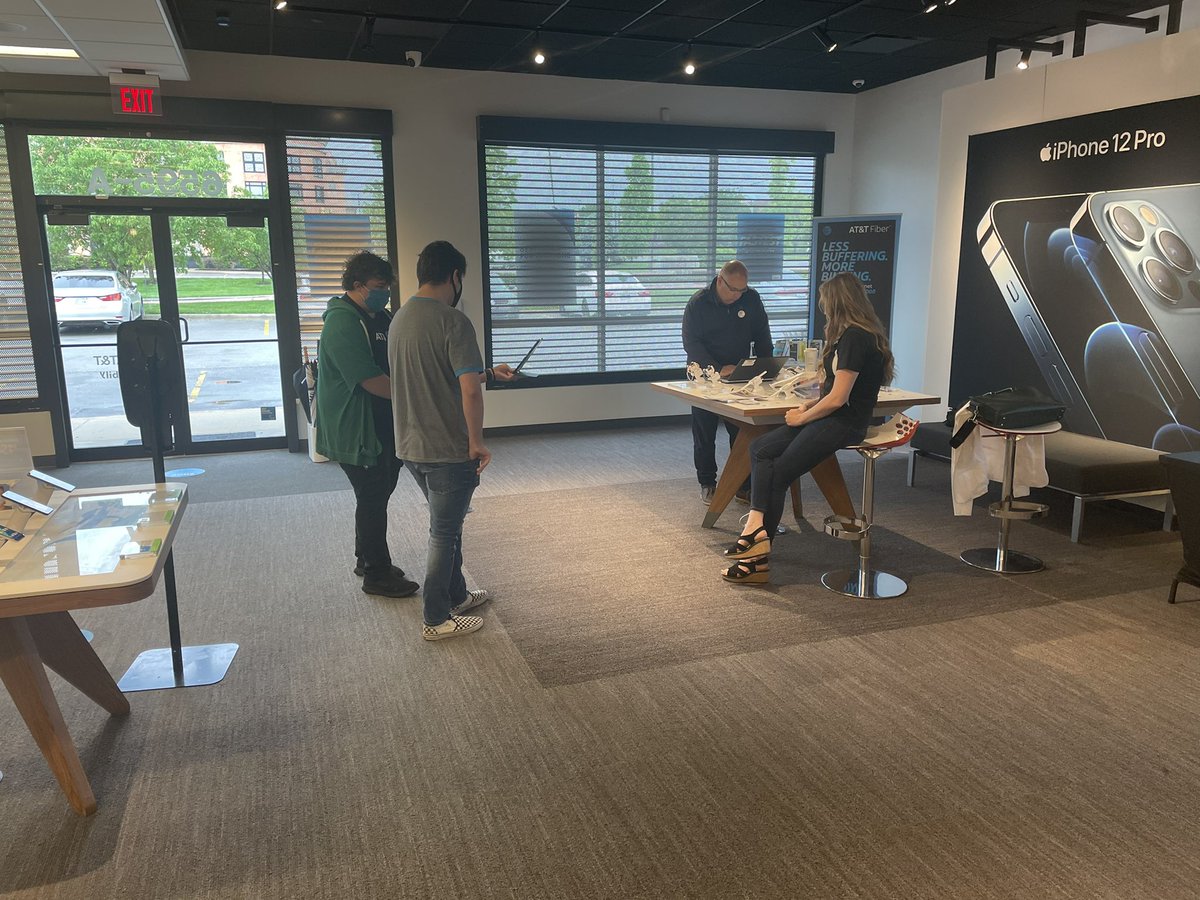 Niki Alexander (@nt3323attcom1) on Twitter photo New Hire Fire Training with our Mobile Team and Biz and FN Partners!! @We_AR_West <a href="/KAMOkonnects/">πΎπ΄ππ</a> @MobilySD New Hire Fire Training with our Mobile Team and Biz and FN Partners!! @We_AR_West <a href="/KAMOkonnects/">πΎπ΄ππ</a> @MobilySD