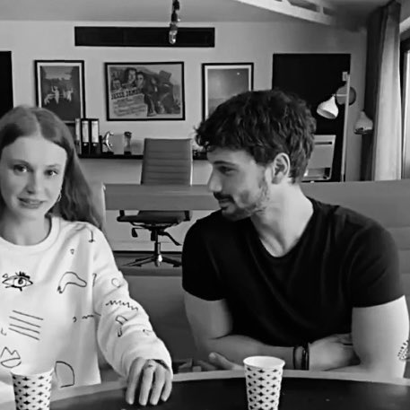 AHSENXUAL's tweet photo. ugh you can literally see the hate in his eyes, it’s so obvious that he despises her and feels uncomfortable around her. i feel so incredibly sorry for him, imagine how hard that must be for him to work with her 😖 #freedenizcan https://t.co/QHPDzMr93t