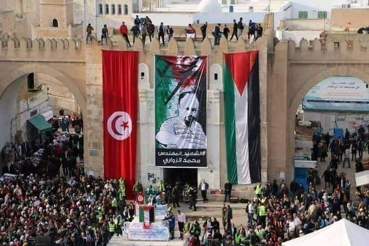 MaarefMaryem's tweet photo. من تونس❤🇹🇳
يتوسط الصورة الشهيد محمد الزوا��ي، المهندس الذي كان له الفضل الكبير في الطائرات التي تطلق على الاحتلال.. 
استشهد على أرض تونس من الموساد ..
-منقول
#النصر 
#FreePalestine #Ghazaunderattack https://t.co/dQMZ8JhxDR