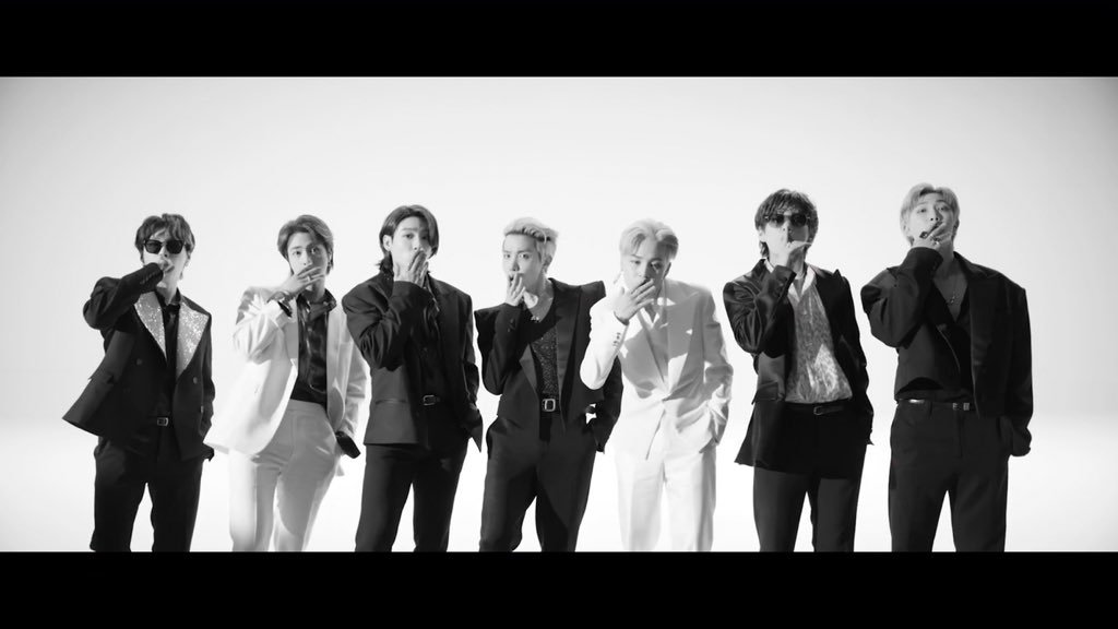 RMPICS_twt's tweet photo. “Butter” Official Teaser
🔗 https://t.co/xbUaYWB7gc

#BTS_Butter @BTS_twt 
#ButterVideoTeaser https://t.co/5db6DnqwAl