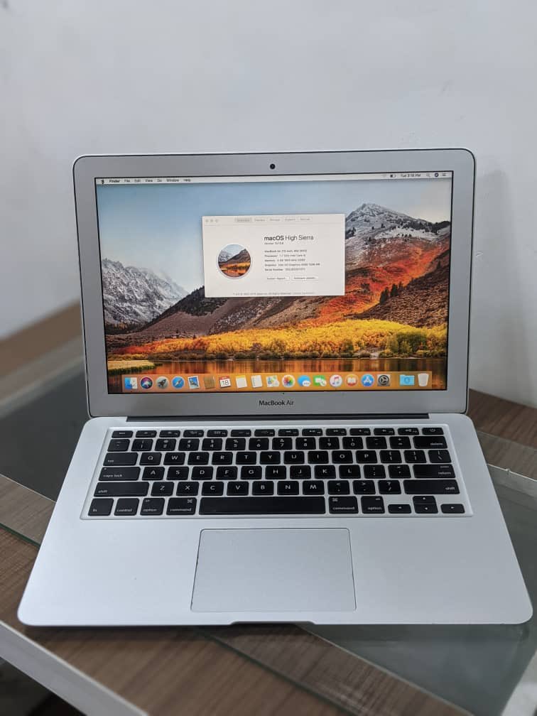 Gadget_plugg's tweet image. MacBook Pro 2013
15”
Core i7
16GB RAM
256GB SSD
2.00GHz

PRICE - N355,000
.
WhatsApp or call - 07082853305 
#macbokpro #macbookpro2013 #macbookpro2013corei7 #macbookpro15”