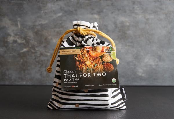 Weeknight dinners are made easy at our co-founders' houses with Verve Culture's  Thai For Two - Pad Thai. #thaifood #thailand #easydinner #weeknightdinners #grapevineshops

Shop the Thai for Two Pad Thai Kit: ow.ly/oBZ150EOszB