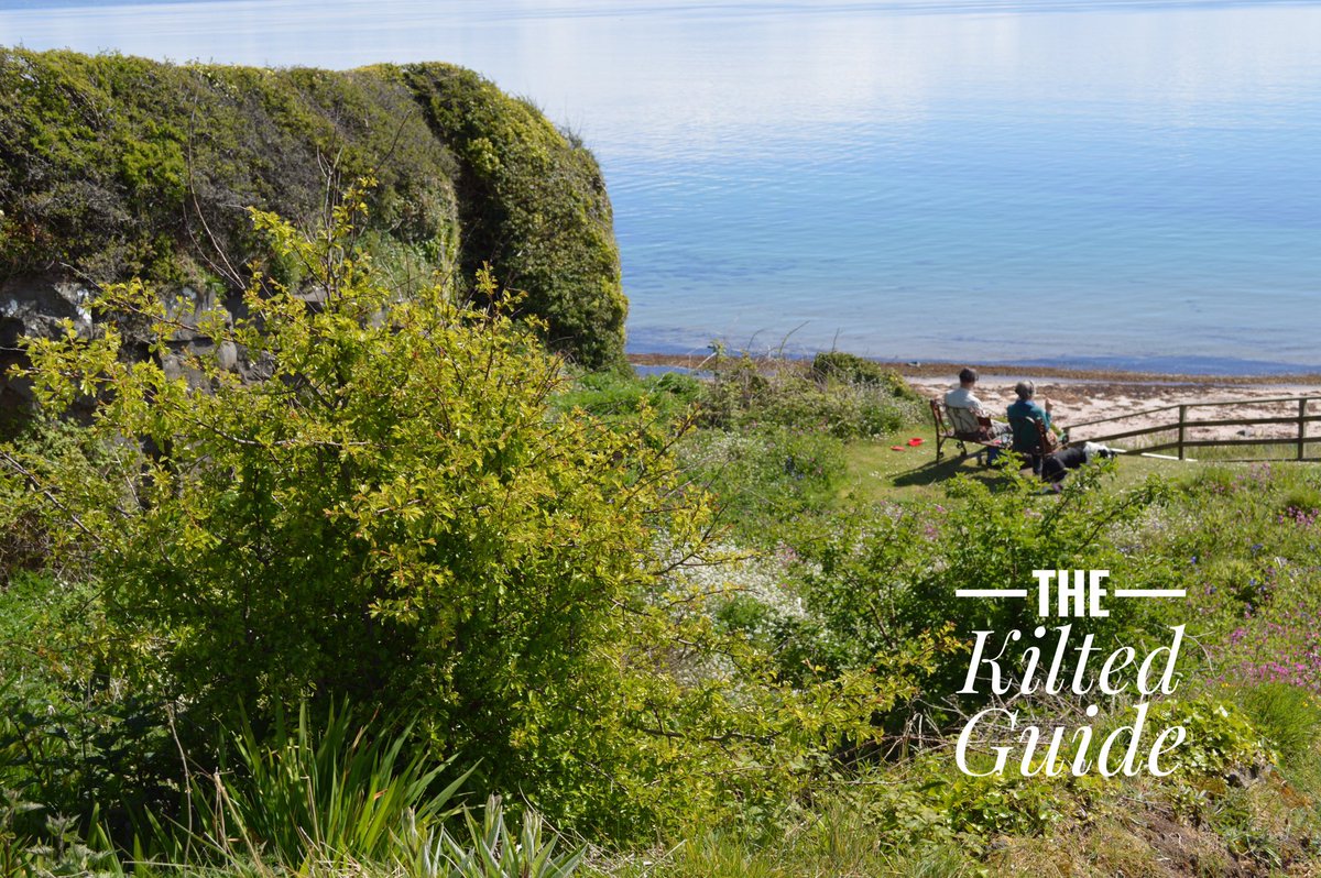 kilted_guide's tweet photo. Great place to sit looking out to Pladda and Ailsa Craig @BenchScottish @MyFaveBench #kildonan #pladda #ailsacraig  #arran #isleofarran #argyllandbute
 #bluebadgetouristguide  #professionaltouristguide #qualifiedtouristguide https://t.co/8EofwmTShW