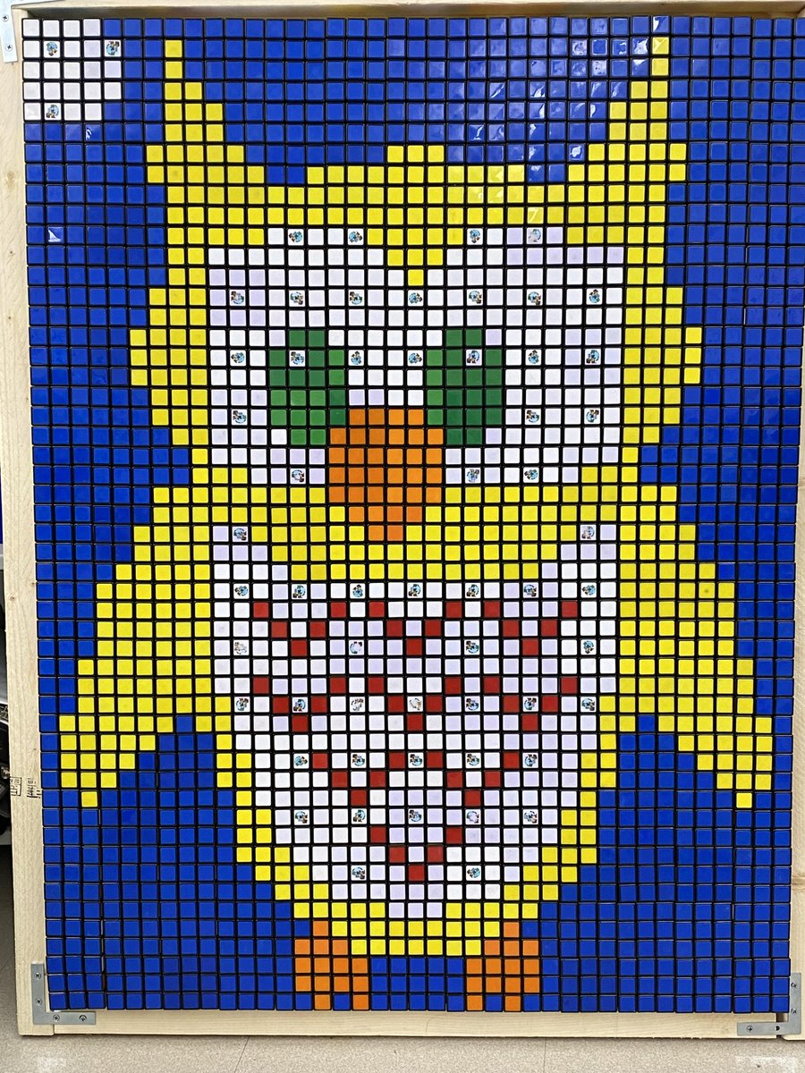 🎉 Congrats to 2nd place winner in the #RubiksCube Mosaic Contest for Spring 2021, 101-225 Cubes category: The Owl at Night, 221 Rubik's Cubes, mosaic made by Emilia D. & Sejin S. from Charter Oak Int'l Academy in Connecticut Enter our next contest: ow.ly/rnvM50EORs1