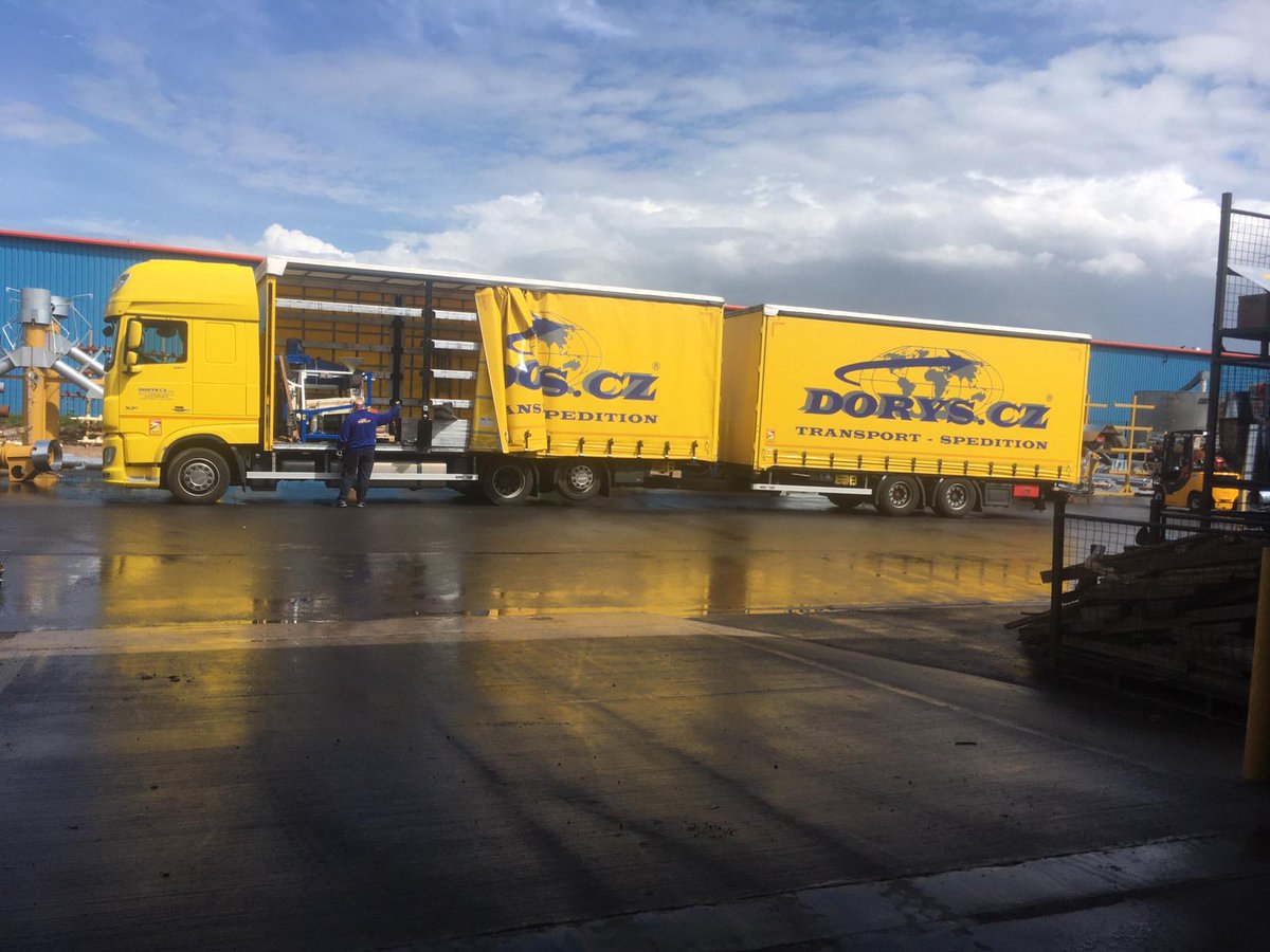 McArthur_Agri's tweet image. New JK Machinery arriving at Flixborough with more going straight on direct to farm. #graincleaning #grainprocessing #grainsorting #dehulling