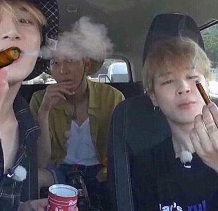 domyoonji's tweet photo. get it let it roll https://t.co/vXgYMx67bR