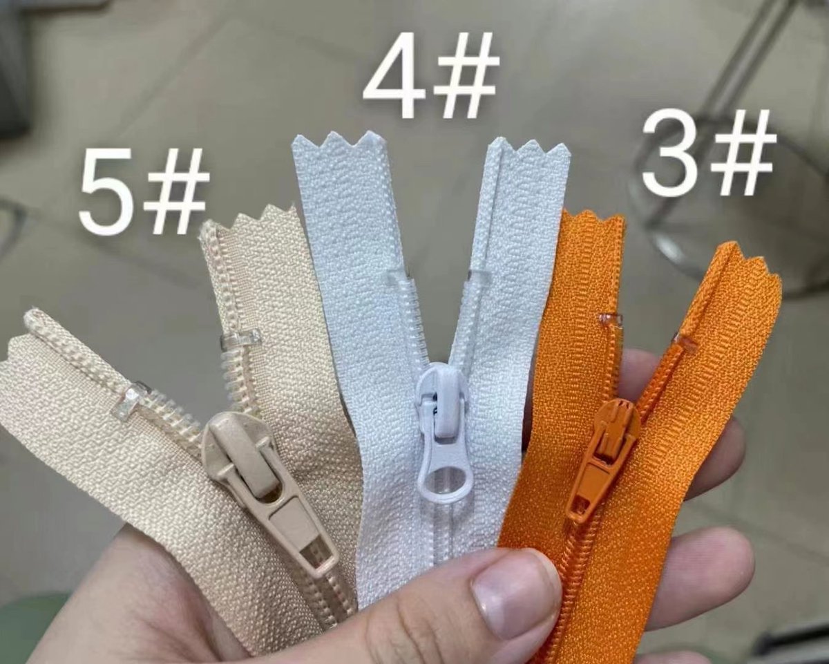 ShengfaCo's tweet photo. New equipment added to the factory
From today, can do U-shaped transparent upper and lower stop
High quality products  #zipper https://t.co/zmELVCZeCx