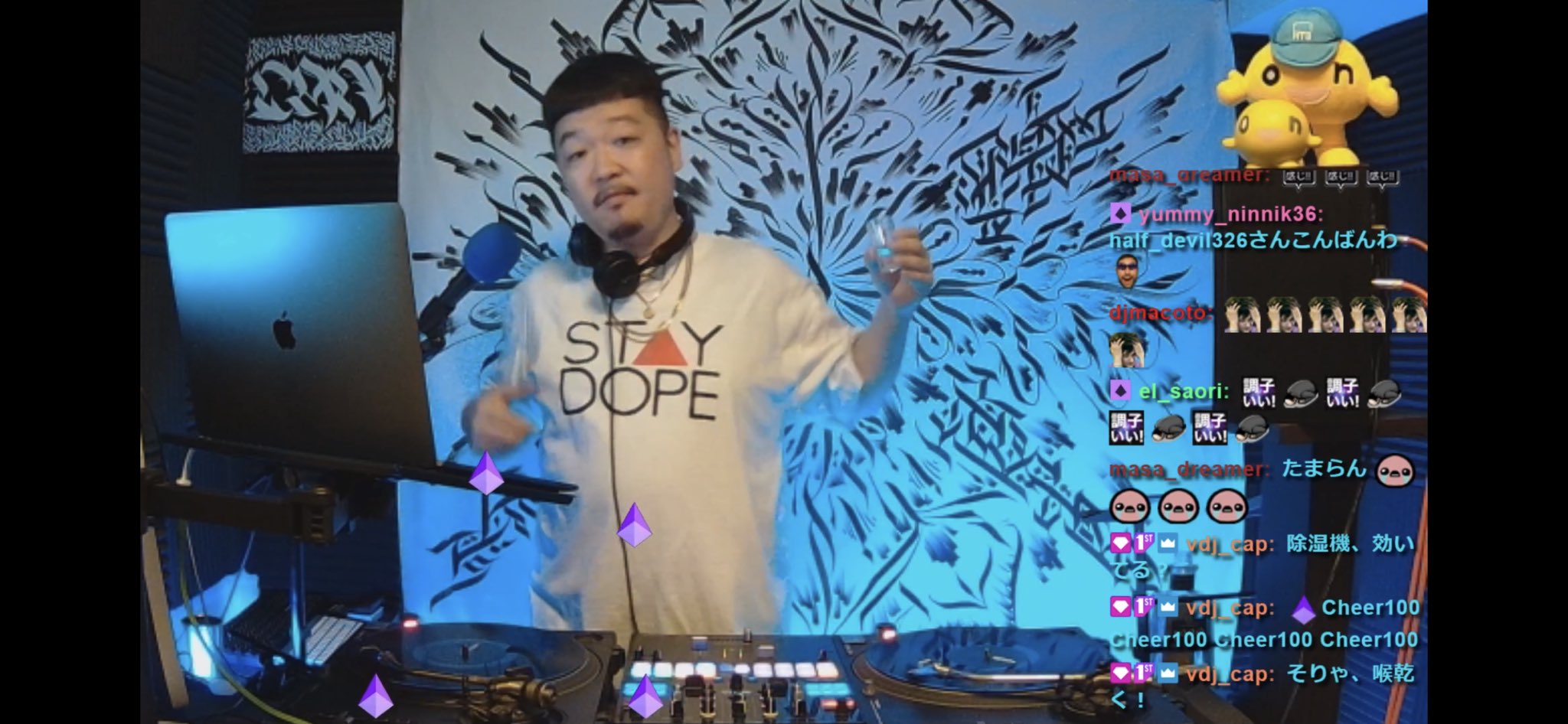 Djcan 昨晩もtwitch視聴してくれた人あざました サブスク特典のプレイリストは 今日か明日には送ります Djcan Live On Twitch T Co 0taxbczuvn フォローもよろしくです ペイス Djcan Twitch Twitchjp ツイッチ Liveontwitch On